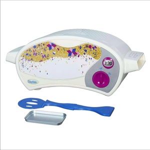 Hasbro Easy-Bake Oven Ultimate Baking Star Edition Like New